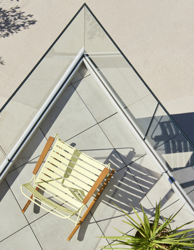 Schaukelstuhl Surprising von Fermob | betz-designmoebel.ch