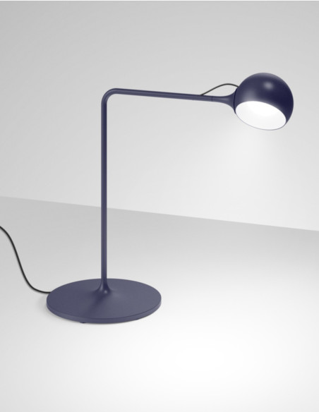 Tischleuchte Ixa Artemide | betz-designmöbel.ch