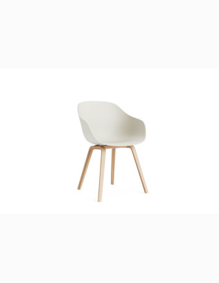 Stuhl About a Chair AAC 222 von HAY | betz-designmöbel.ch.
