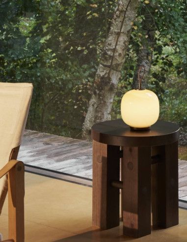 Tragbare Leuchte VL45 von Louis Poulsen | betz-designmöbel.ch