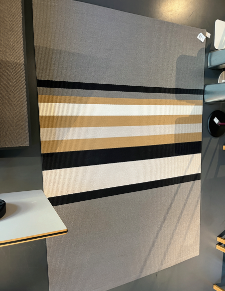 Papierteppich Horizon von Woodnotes Ausstellungsstück