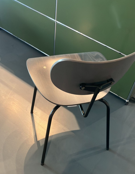 Mehrzweckstuhl SE 68 von Wilde + Spieth Ausstellungsstück