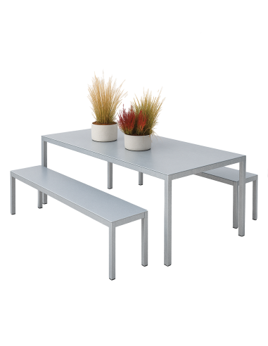 Gartentisch & Gartenbank Thesis von Atelier Alinea Ausstellungsstück