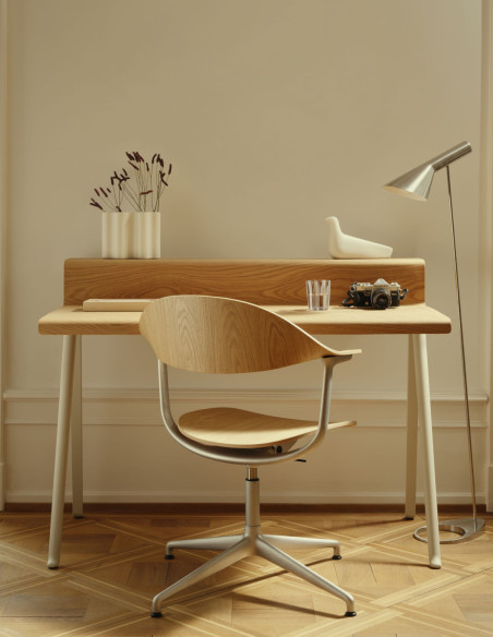 Courier Schreibtisch von Vitra | Betz Wohn- und Bürodesign AG