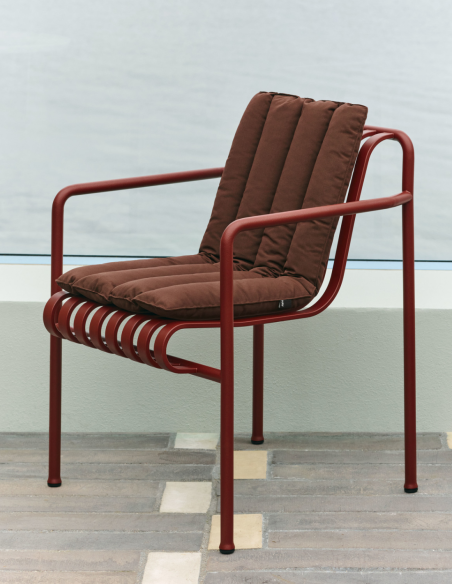 Sitzkissen Palissade Soft Quilted Cushion für Palissade Dining Armchair von HAY | betz-designmöbel.ch.