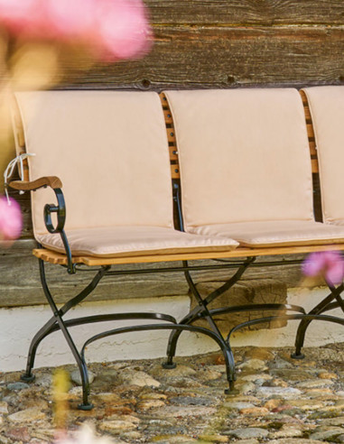 3-Sitzer Bank Classic von Weishäupl | betz-designmoebel.ch.