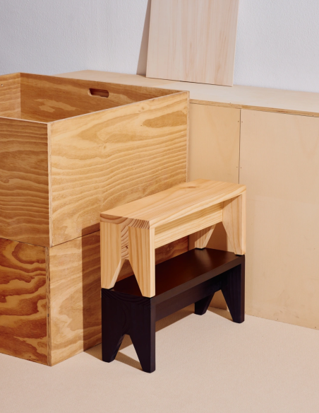 Holzhocker Monolito Stool von HAY | betz-designmöbel.ch