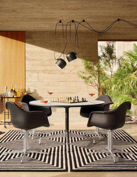 Eames Plastic Chair DAL RE von Vitra | 6 Stück mit Ahorn-Untergestell | betz-designmoebel.ch