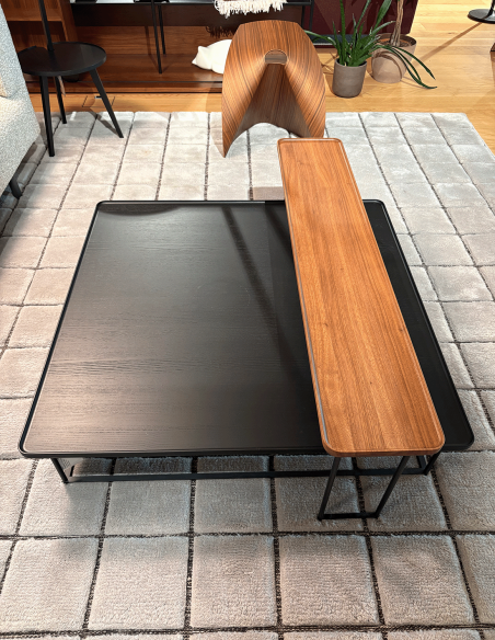 Beistelltisch Torei von Cassina Ausstellungsstücke