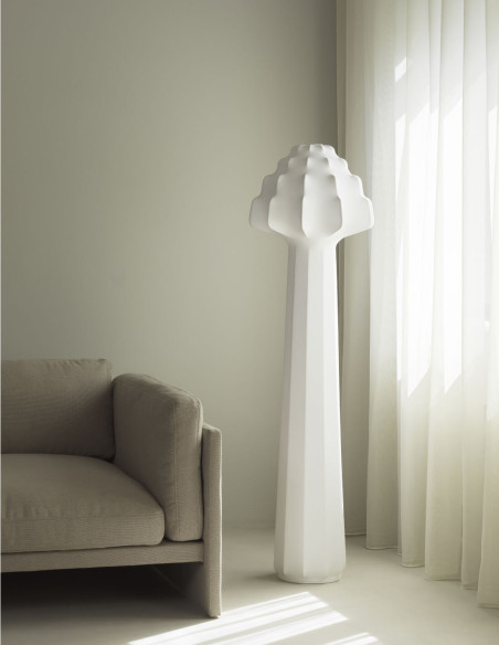 Stehlampe Phantom von Normann Copenhagen | betz-designmöbel.ch