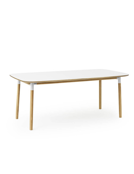 Tisch Form Gross von Normann Copenhagen | betz-designmöbel.ch.