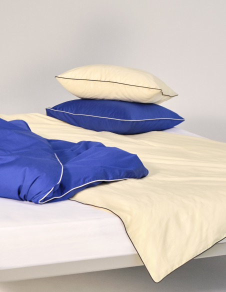 Kissenbezug Outline Pillow Case von HAY | betz- designmoebel.ch