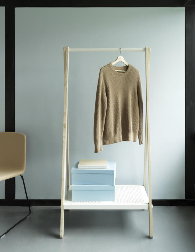 Kleiderständer TOJ von Normann Copenhagen | betz-designmöbel.ch