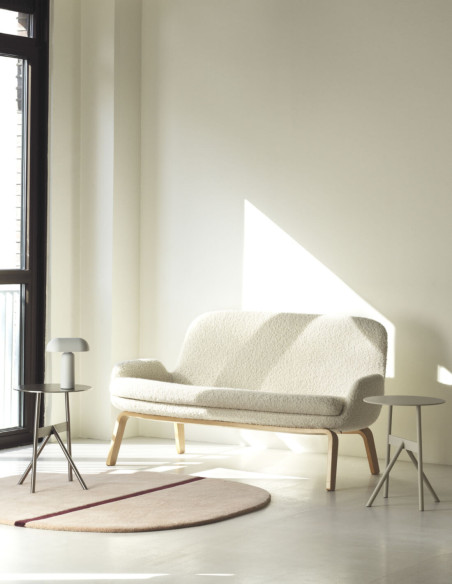 2-Sitzer-Sofa Era mit Holzgestell von Normann Copenhagen | betz-designmöbel.ch