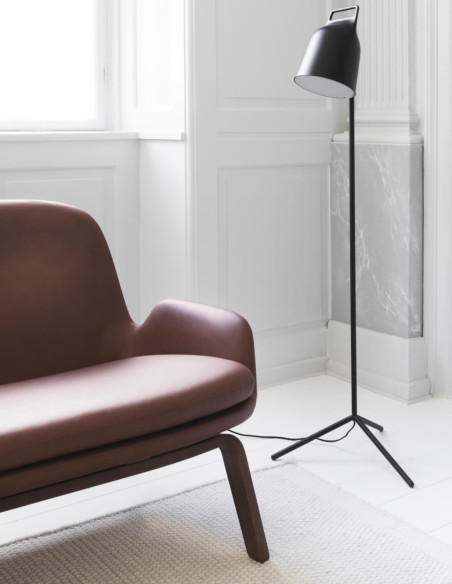 2-Sitzer-Sofa Era mit Holzgestell von Normann Copenhagen | betz-designmöbel.ch