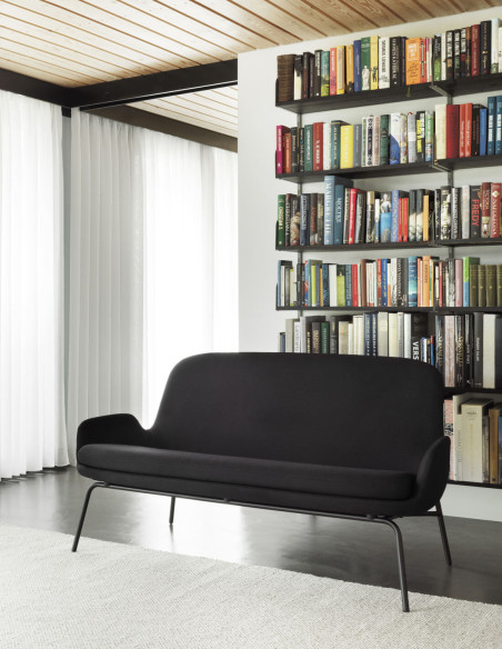 2-Sitzer-Sofa Era mit Stahlgestell von Normann Copenhagen | betz-designmöbel.ch