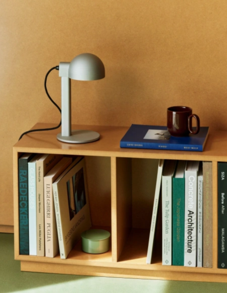 Tischleuchte Posto Table Lamp von HAY | betz-designmoebel.ch