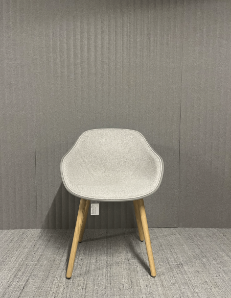 Stuhl About a Chair AAC 212 von HAY Ausstellungsstück