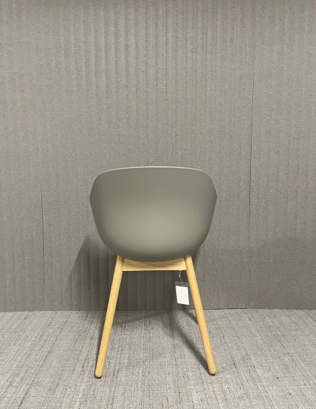 Stuhl About a Chair AAC 212 von HAY Ausstellungsstück