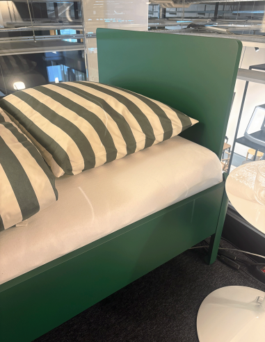 Bett Nait von Müller Möbelwerkstätten Ausstellungsstück