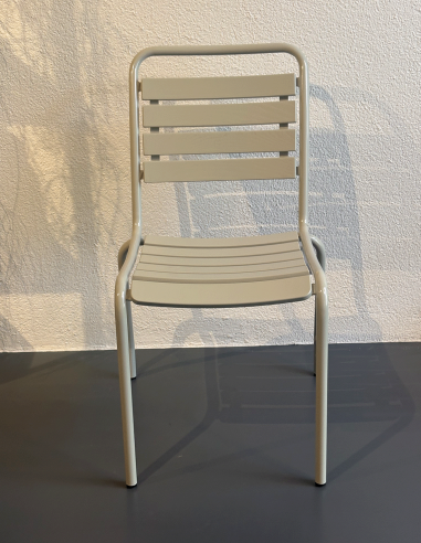 Gartenstuhl klassisch von Atelier Alinea Ausstellungsstück