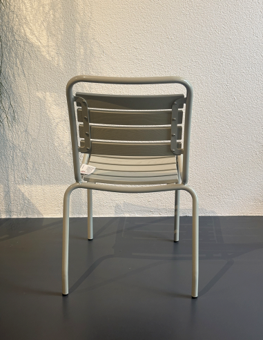 Gartenstuhl klassisch von Atelier Alinea Ausstellungsstück