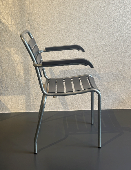 Gartenstuhl klassisch von Atelier Alinea Ausstellungsstück