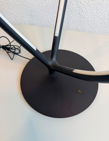 Tischleuchte Arrival von Artemide Ausstellungsstück