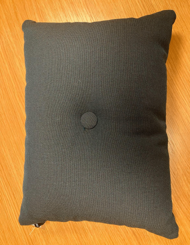 Kissen Dot Cushion Steel Cut von HAY Ausstellungsstück