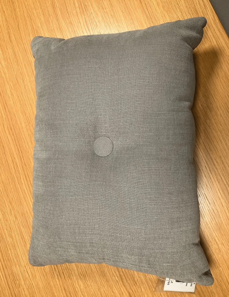 Kissen Dot Cushion Tint von HAY Ausstellungsstück