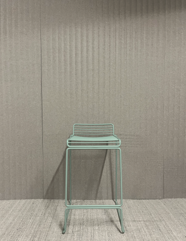 Barhocker Hee Bar Stool H65 von HAY Ausstellungsstück