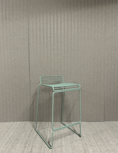 Barhocker Hee Bar Stool H65 von HAY Ausstellungsstück