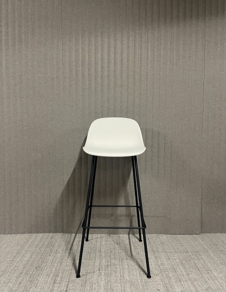 Barhocker Fiber Bar Stool von Muuto Ausstellungsstück