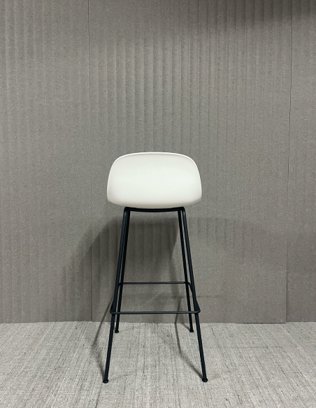 Barhocker Fiber Bar Stool von Muuto Ausstellungsstück