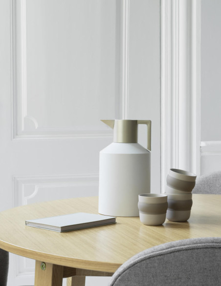 Isolierkanne Geo von Normann Copenhagen | Betz Wohn- und Bürodesign AG