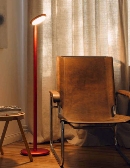 Stehleuchte Parrot Red von GRAU | betz-designmöbel.ch