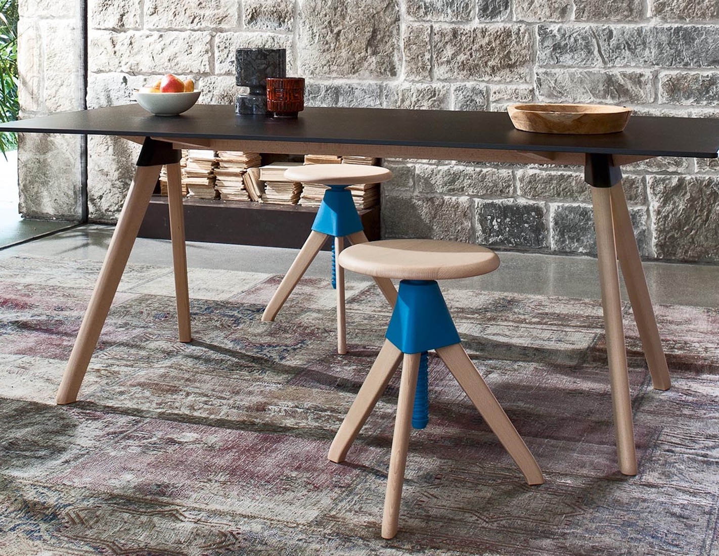 Hocker Jerry The Wild Bunch von Magis | Betz Wohn- & Bürodesign AG